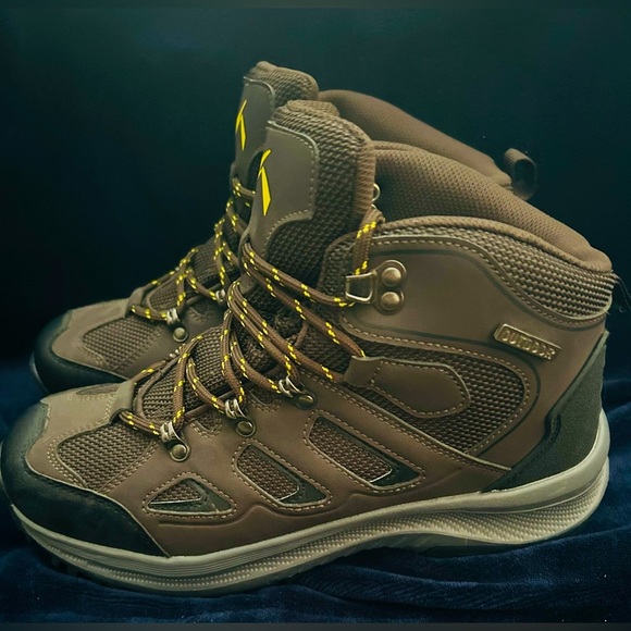 Upsolo Men's Mid Waterproof Hiking Ankle Boots Trekking Backpacking, size 9.5 - Picture 2 of 5